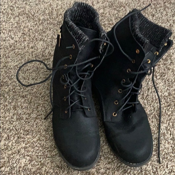 Combat boot - Picture 1 of 4